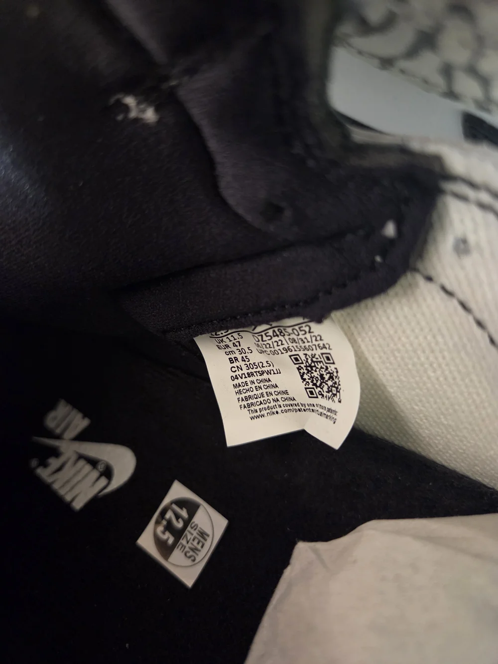 Nike Men's High-Top Sneakers White, Black & Gray Elephant Print